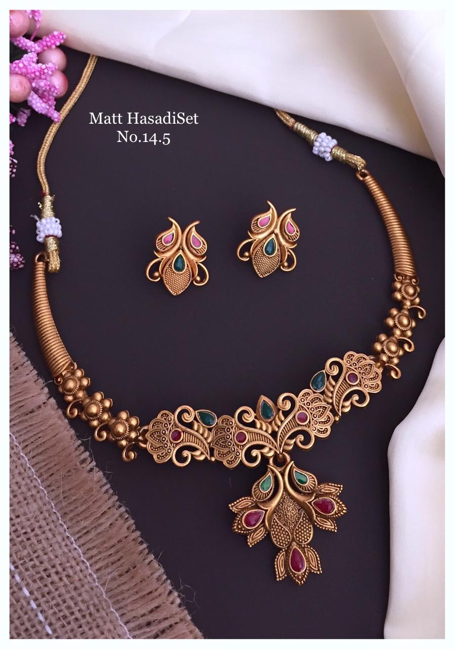 Stylish Jewellery Designer Matte Set Catalog
